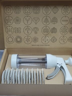 Pampered Chef Retired Cookie Press #8